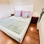 Issa Private Loft In 빌라 *