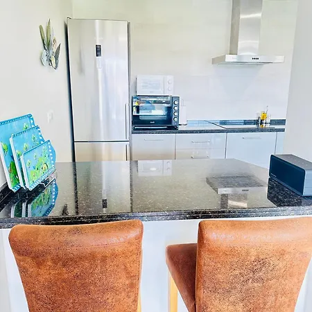 Issa Private Loft In Βίλα Μαρμπέλλα