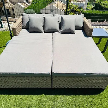 Issa Private Loft In Βίλα Μαρμπέλλα