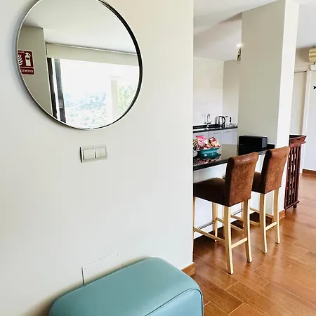 Issa Private Loft In Вилла