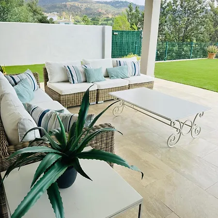 Issa Private Loft In Вилла *