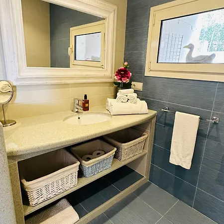 Issa Private Loft In * Marbella