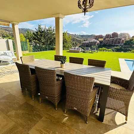 Villa Issa Private Loft In Marbella