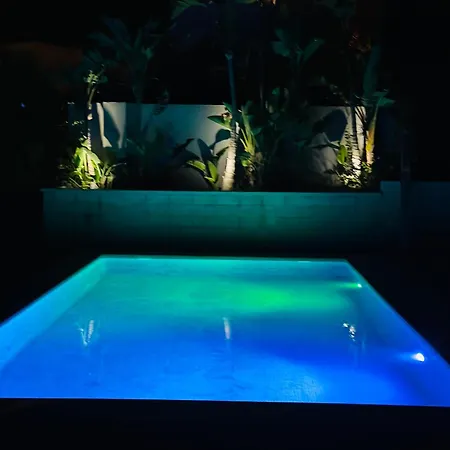 Вилла Issa Private Loft In *