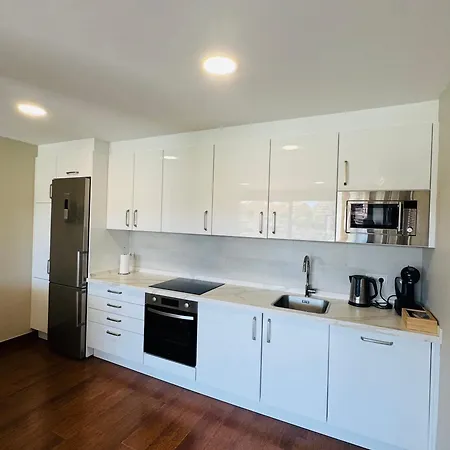 Issa Private Loft In *