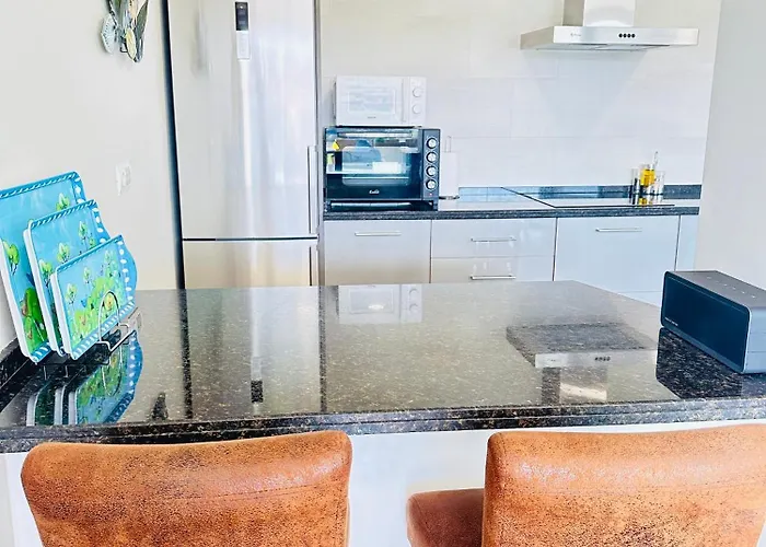 Issa Private Loft In Villa Marbella