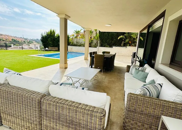 Issa Private Loft In *