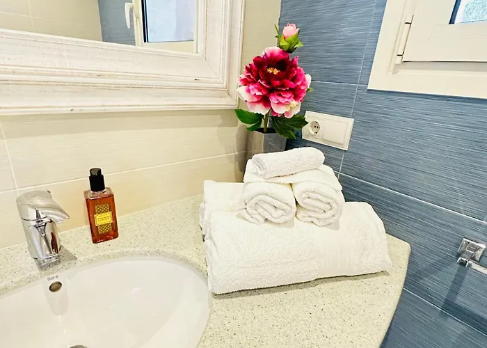 Issa Private Loft In